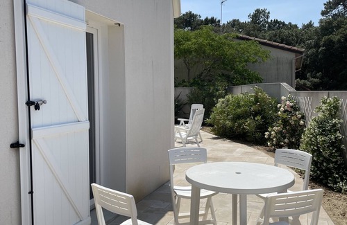 Saint-Vincent-sur-Jard Casa | Casa de 90 m2, jardín cerrado, a menos de 300 m de la playa, cerca de tiendas, todas las comodidades, callejón sin salida privado