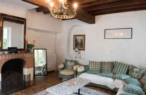 Le Landin Cama Y Desayuno | Casa de Amigos - Castillo Landin
