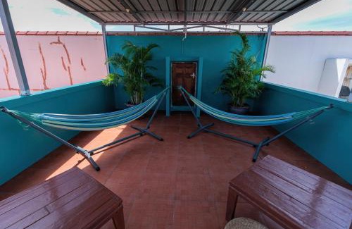 Thong Sala Hostal | HOUSE OF HAPPINESS