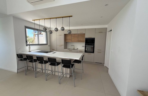 Puilboreau Casa | House of Olives