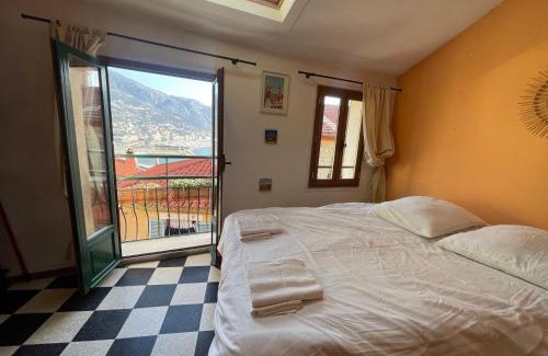 Old Town Apartamento | House Old town 50m beach&shop