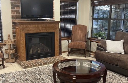 Beaver Shores Casa | House on Beaver Lake - Lake View - Close to Downtown Rogers!
