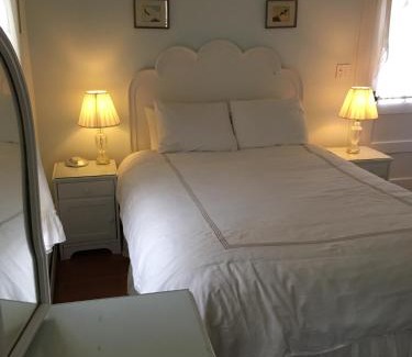 The Heights Cama Y Desayuno | House on Chase Creek