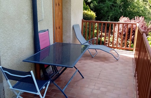 Sainte-Enimie Casa | House on the banks of the Tarn at Ste Enimie in the Gorges du Tarn