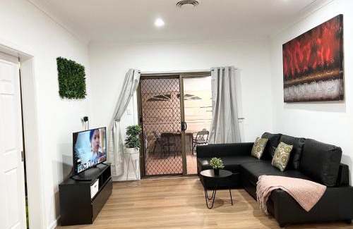 Fairfield Heights Casa | House on Hamilton-No Party/Event