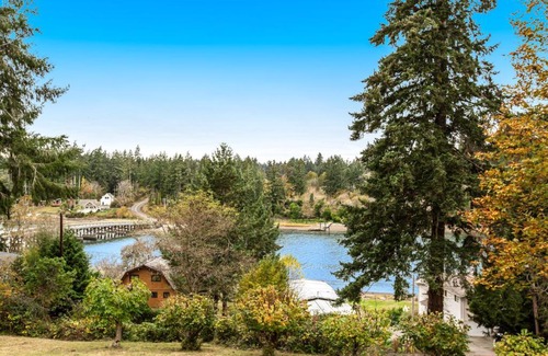 Grapeview Casa | House on HoneyBee Hill