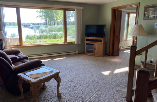 Idlewild Casa | House on the Harbor Waterfront Home