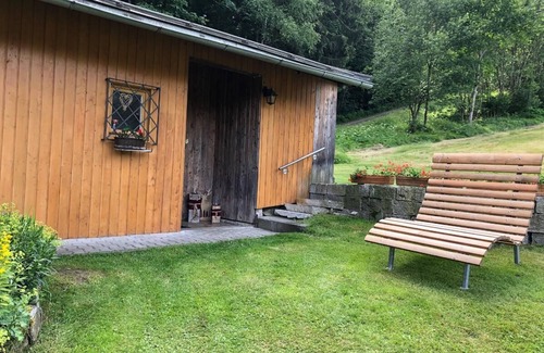 Hauzenberg Apartamento | House on the mountain meadow with wood-burning stove