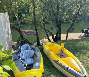Hodbina Casa | House on the River