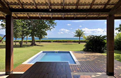 Guaeca Casa | House on the sand in Guaecá