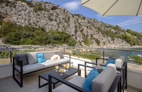 Zastrazisce Casa | House Peacefull Relax (90961-K1) - Zastrazisce - island Hvar
