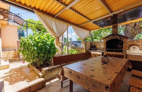 Sveta Nedelja Casa | House Papinka with Private Pool & Garden, Labin, Croatia