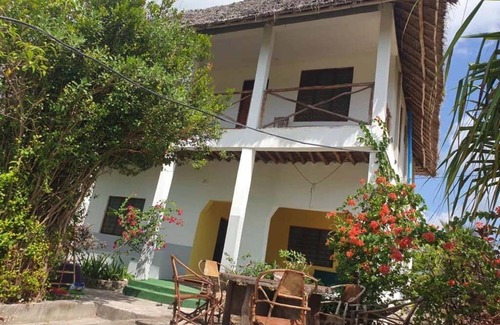 Bwejuu Beach Casa | House perfect for families and groups