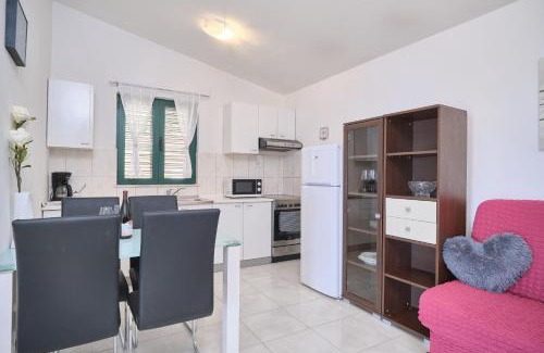 Podstrana Casa | House Roza