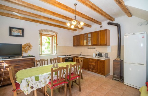 Kastel Novi Casa | Casa Sanda (40761-K1) - Kastel Novi