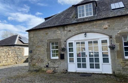 Kilmarnock Casa | House - Sleeps 4 Pet Friendly & Free Parking