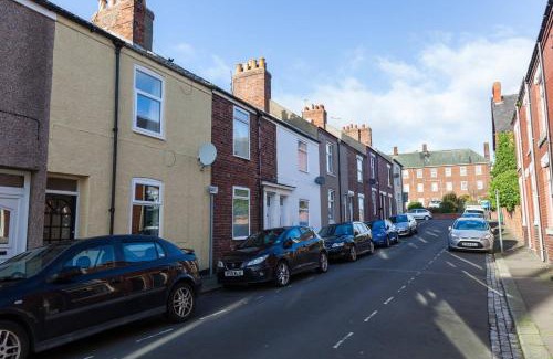 Guisborough Casa | House - Sleeps 4 - Pets Ok - Parking - Garden