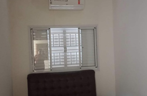 Solemar Casa | House - Solemar- Praia Grande-block from the beach- 3 Dorm. Pool/ Air Conditioning