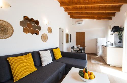 Churriana Apartamento | HOUSE-style apartament with private garden next to TORREMOLINOS BEACHES