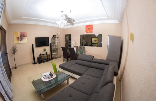 Lome Casa | House
