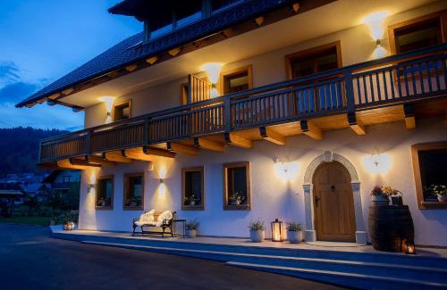 Zasip Cama Y Desayuno | House Troha - Rooms & Apartments