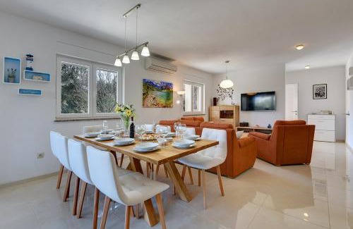 Vinkuran Casa | House Veronika