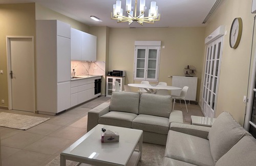 Serris Villa | House-Villa close to Vallée Village and Disneyland Paris