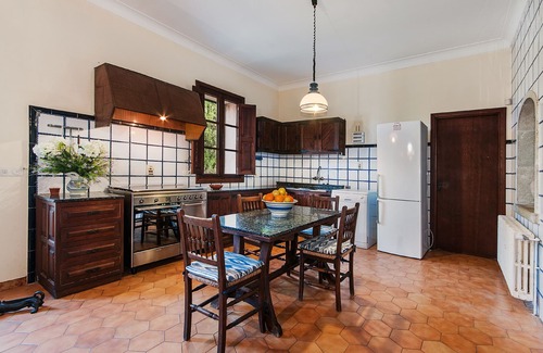 Inca Casa | EXCLUSIVE MANNOR HOUSE SON VICH - LARGE GROUPS