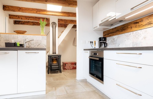 Ajdovscina Casa | House VILLA IRENA Great For a Family Holiday With Free Parking and EV Charging