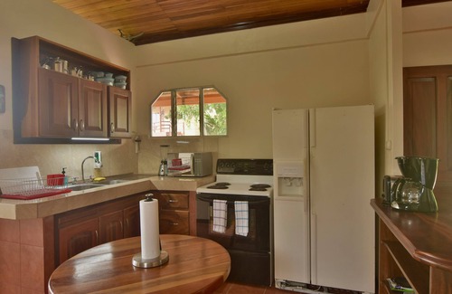 El Castillo Casa | Casa con vista al volcán. A poca distancia del supermercado y restaurantes.