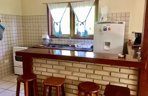 Veloso Casa | Casa de 2 dormitorios, salón con cocina americana y balcón a 80 metros de la playa de Curral.