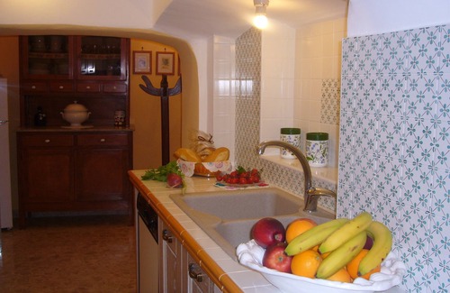 Vicalvi Villa | Casa con 2 jardines dentro del pueblo medieval cerca del parque Abruzzo