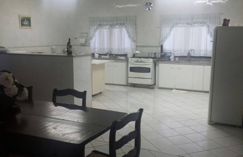 Arandu Casa | Casa con 6 suites - 5 habitaciones - Perfecto para descansar - Presa de Jurumirim ...