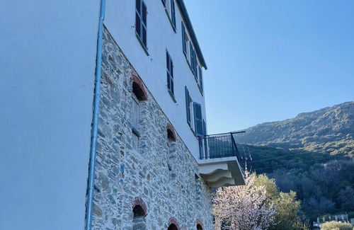 Rogliano Apartamento | Casa con vistas al mar y montaña, jardín, aire acondicionado, comodida