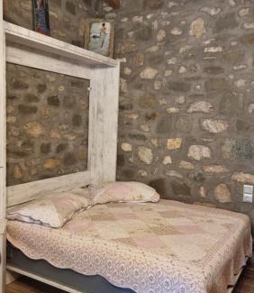 Vourgareli Apartamento | House with big garden and barbeque in nature