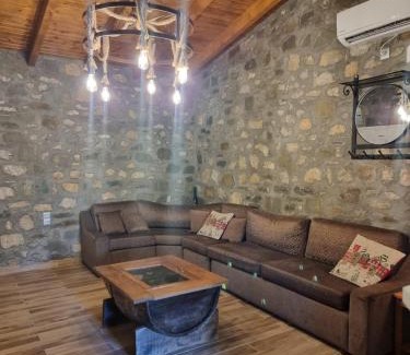 Vourgareli Apartamento | House with big garden and barbeque in nature