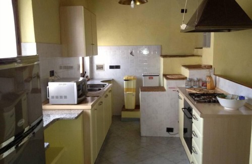Montespertoli Casa | Antiguo pueblo medieval en las colinas de Florencia mansión 6 cuartos 8 Personas
