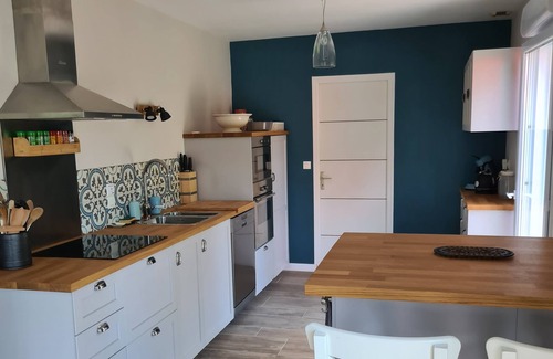 Pleurtuit Casa | House with enclosed garden-5 km from the beach