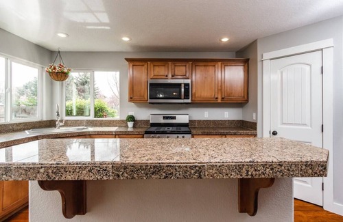 Meridian Casa | House with Fire Pit & Pool Access in NW Meridian