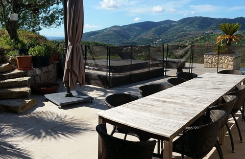 Auribeau-sur-Siagne Casa | Casa con vistas panorámicas al mar ya la montaña