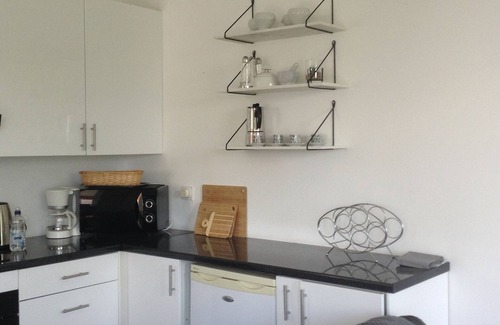 Laroque-des-Alberes Casa | House with pool in the centre of beautiful Laroque des Alberes