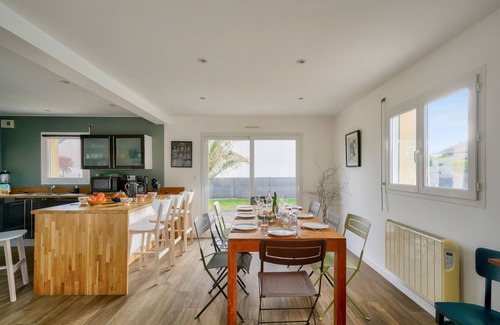 Plobannalec-Lesconil Chalet De Esquí | Casa con piscina para 8 - 500m de la playa