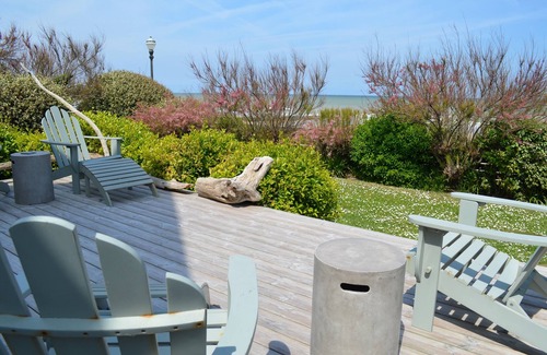 Saint-Regnobert-de-la-Cote-de-Nacre Casa | Casa de carácter con terrazas y vista abierta a la playa con acceso a la playa.