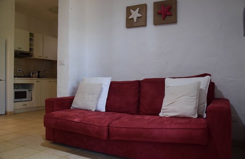 Capitana Casa | House with garden by the sea.