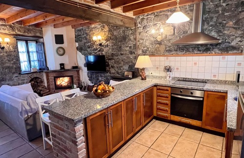 Cangas de Onís Cabaña | Casa con jardín y barbacoa en el corazón de Cangas de Onís, admitimos mascotas