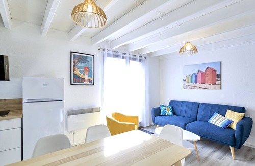 Guerande Casa | Casa con jardín, a 8 minutos de la playa LA BAULE, residencia con piscina.