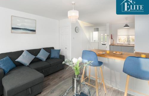 Whitnash Apartamento | House with Garden & Private Driveway - Elite Properties
