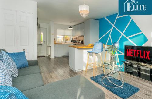 Whitnash Apartamento | House with Garden & Private Driveway - Elite Properties