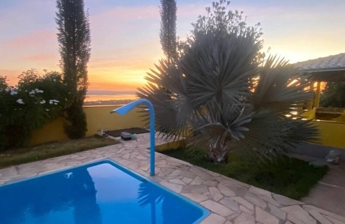 Tres Marias Casa | House with heated pool for up to 16 people close to the beach.