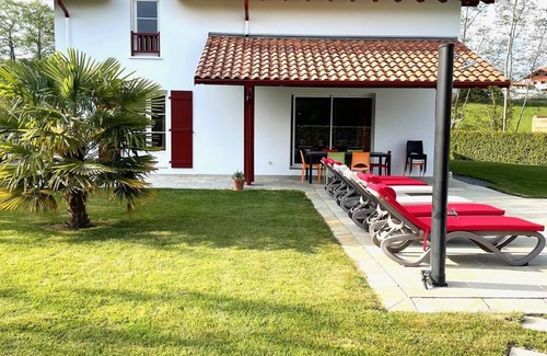 Sare Casa | CASA CON PISCINA CLIMATIZADA, EN UNO DE LOS MAS HERMOSOS PUEBLOS DE FRANCIA.